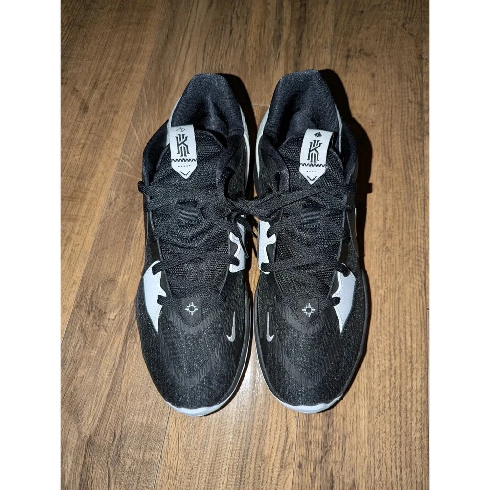 Nike Kyrie Low 5 TB 'Black And White' Mens US 11.5‎ D09617-002